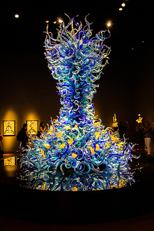 GLASS BLOWING AND CHIHULY ART-23