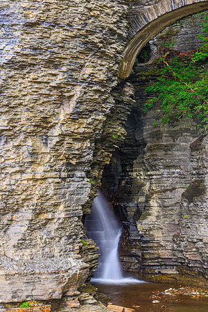 NEW YORK STATE PARKS WATERFALLS-1