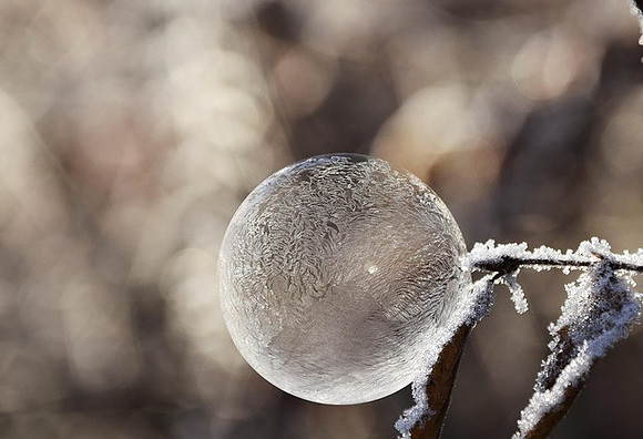 bubble-1893368_640