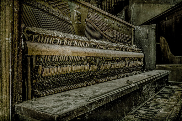Piano - Grunge SJS