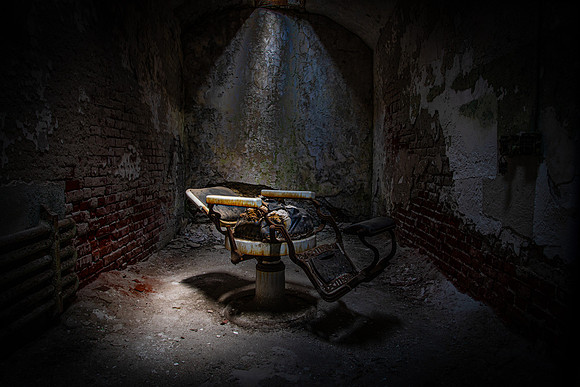 Eastern State Pen: Barber Chair