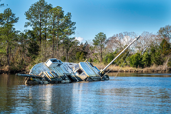 Sinking Boat