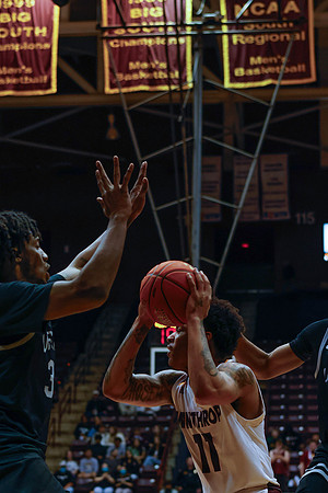 WINTHROP_BASKETBALL-12