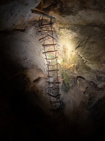 CARLSBAD CAVERNS NP-11