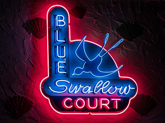 BLUE SWALLOW INN-4