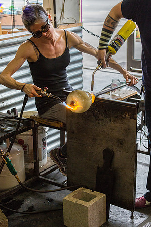 GLASS BLOWING AND CHIHULY ART-21