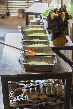GLASS BLOWING AND CHIHULY ART-5