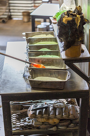 GLASS BLOWING AND CHIHULY ART-6
